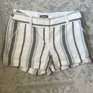 NWOT express shorts